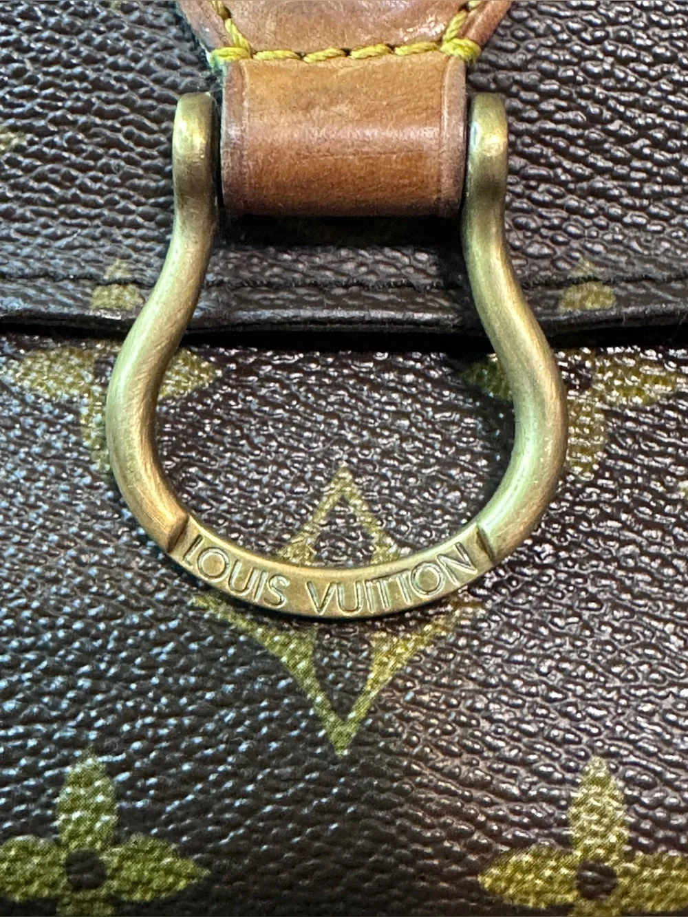 Louis Vuitton Monogram Saint Cloud MM